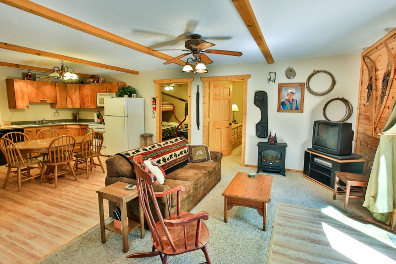Northern Lights Resort & Outfitting - Woodside Cabin Loft